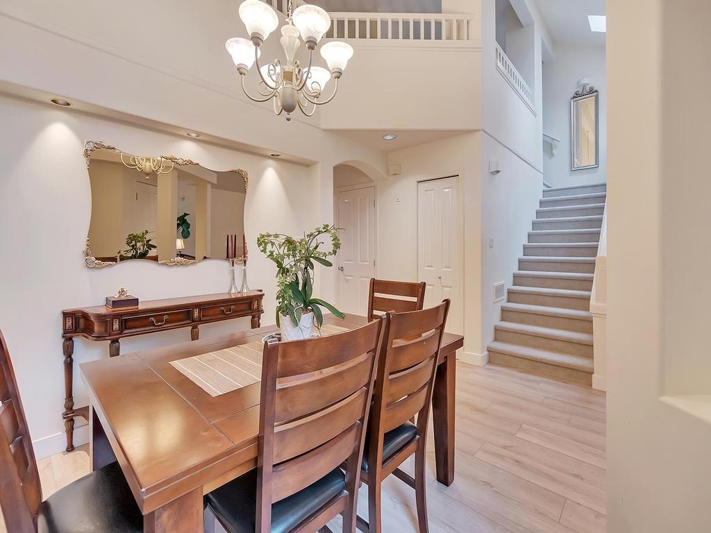 Listing Image for R3104294