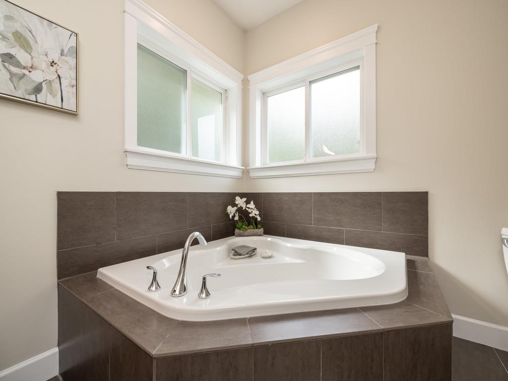 Listing Image for R3104298