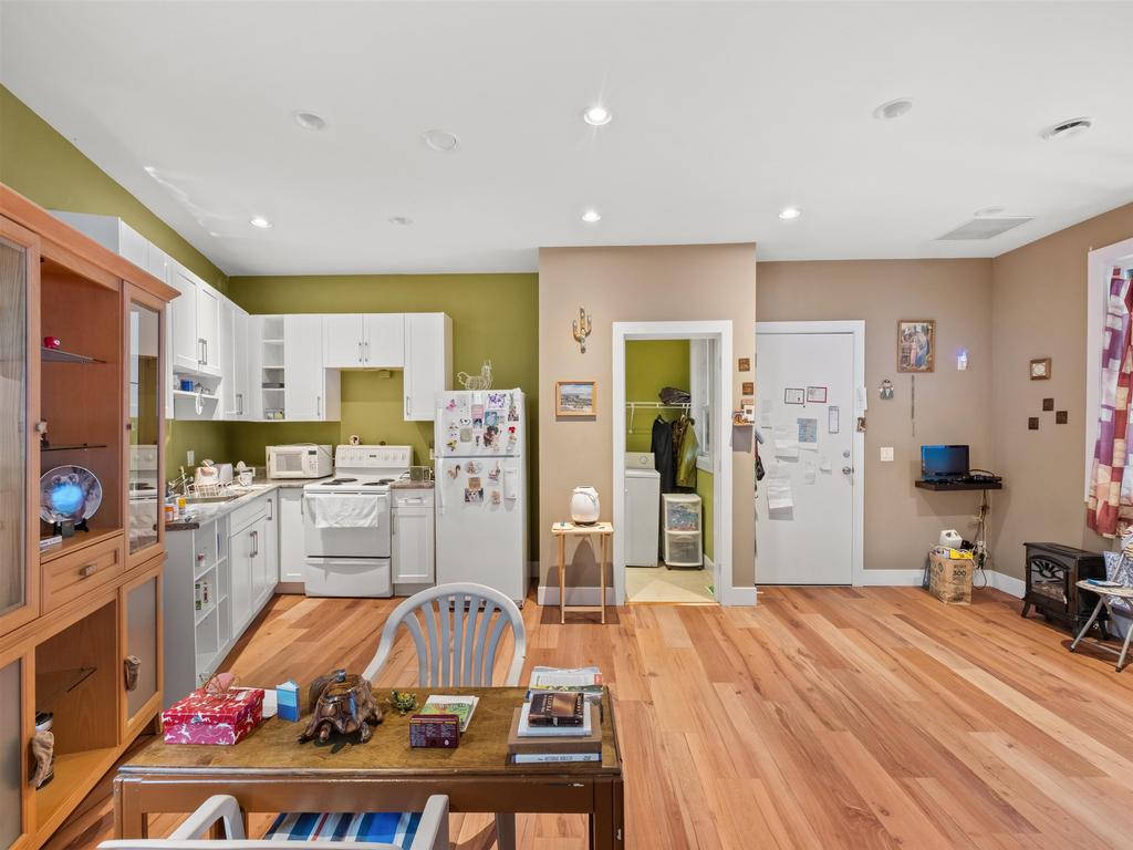 Listing Image for R3104318