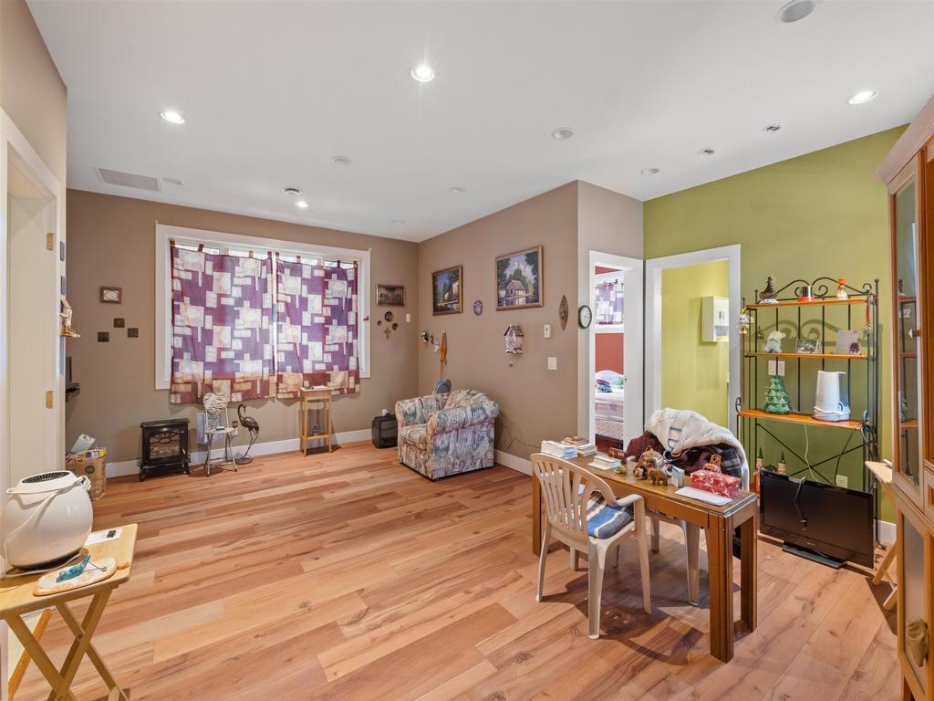 Listing Image for R3104318