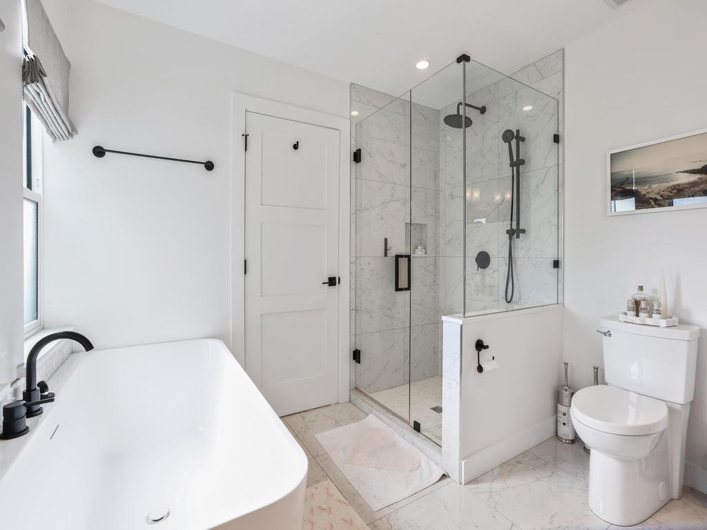 Listing Image for R3104344