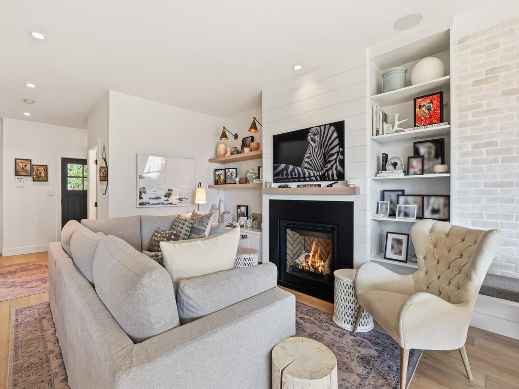 Listing Image for R3104344