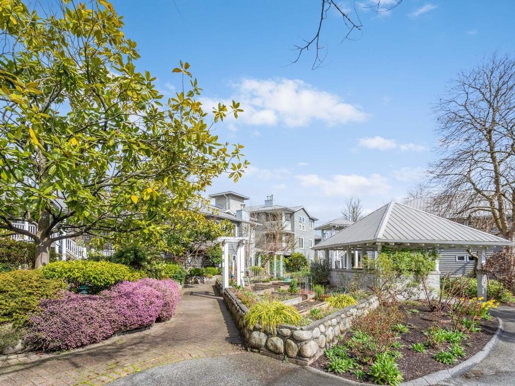 Listing Image for R3104353