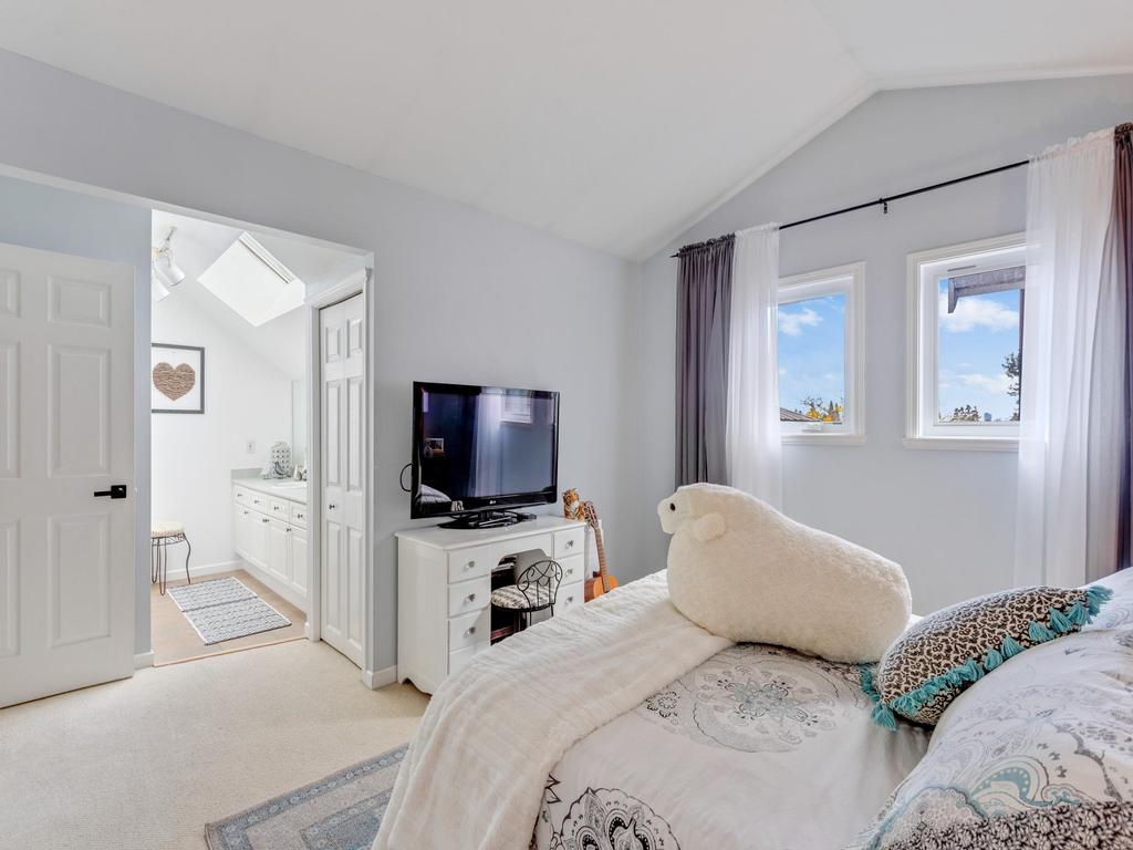 Listing Image for R3104353