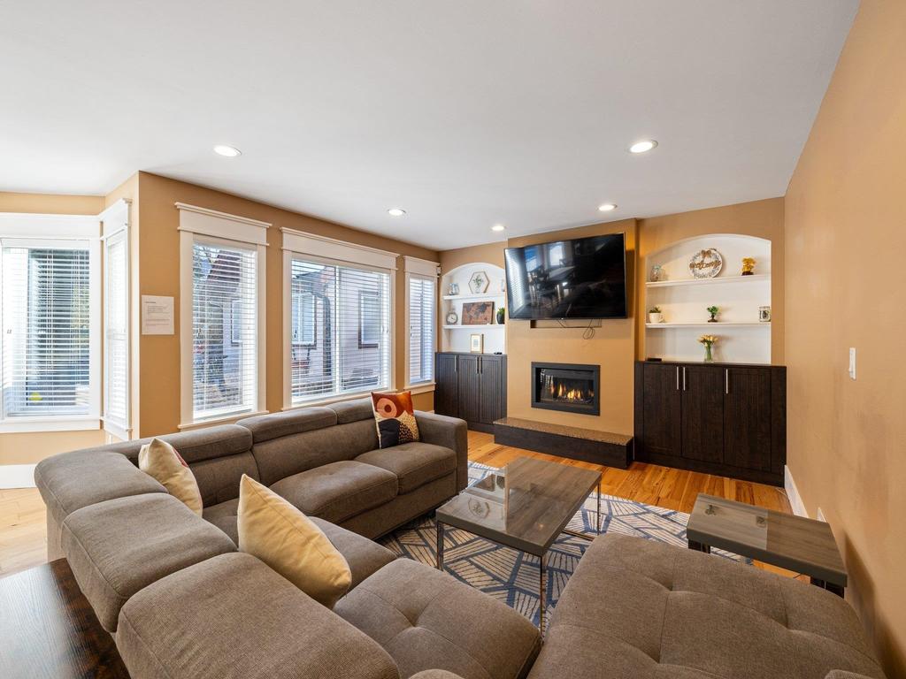 Listing Image for R3104354