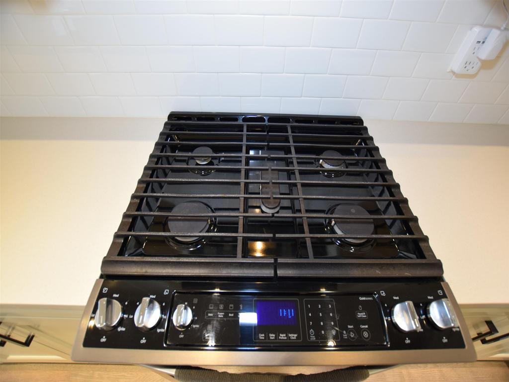 Listing Image for R3104356