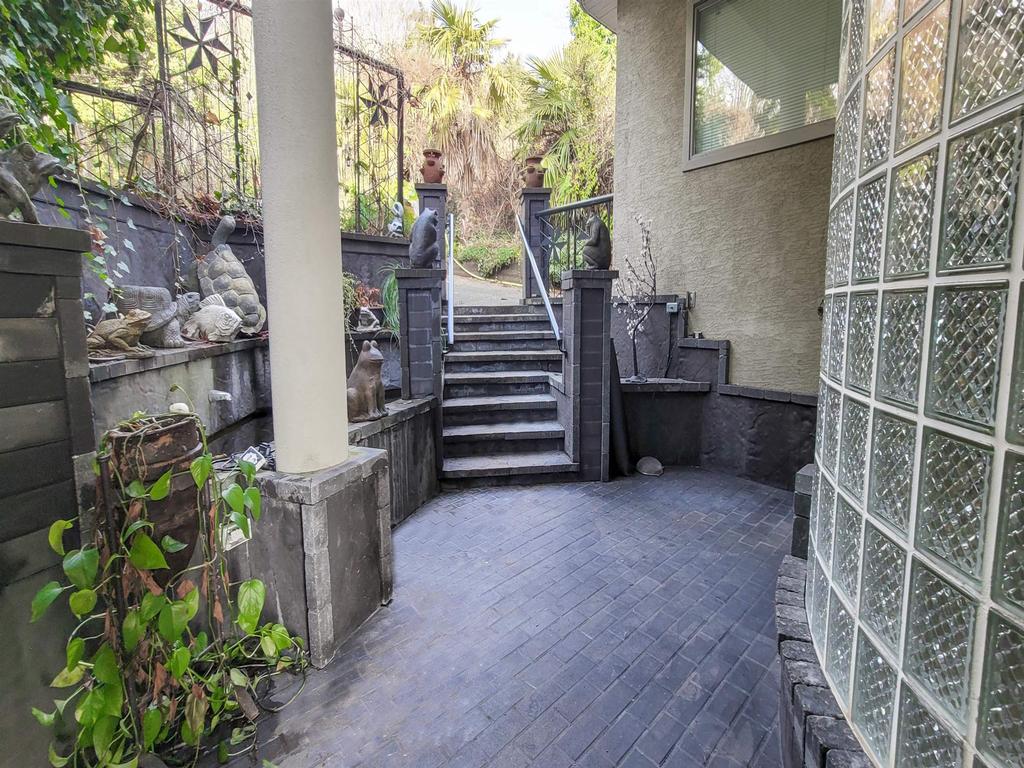 Listing Image for R3104366