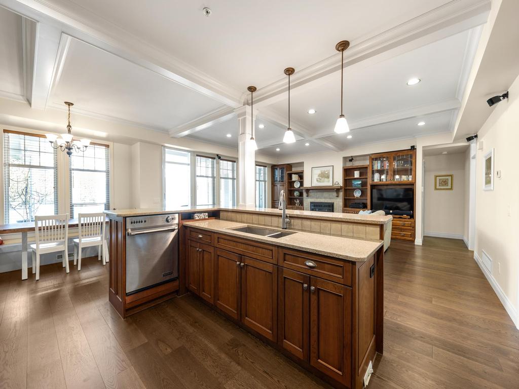 Listing Image for R3104370