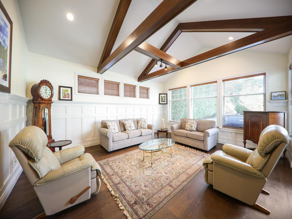 Listing Image for R3104370