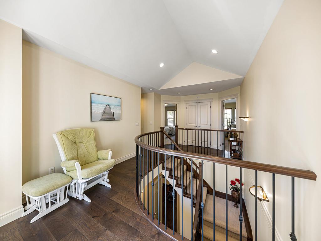 Listing Image for R3104370