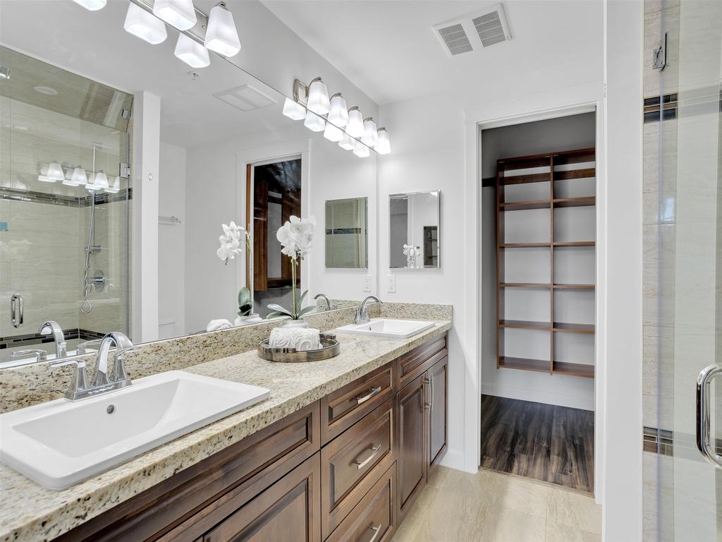 Listing Image for R3104385