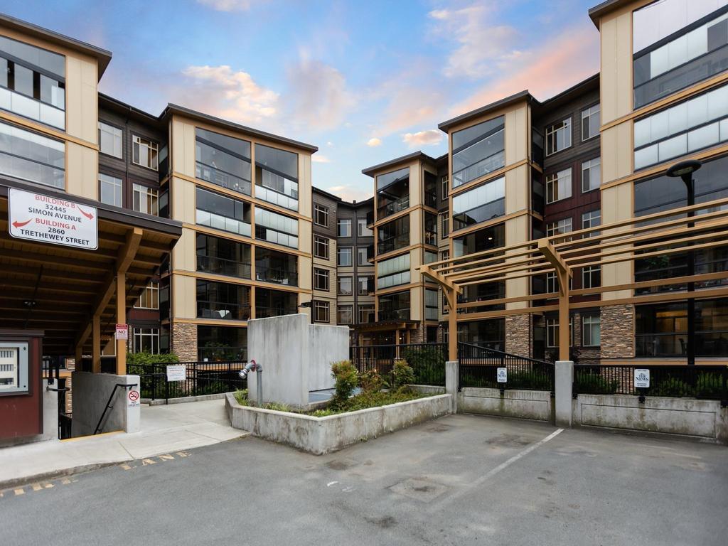 Listing Image for R3104385