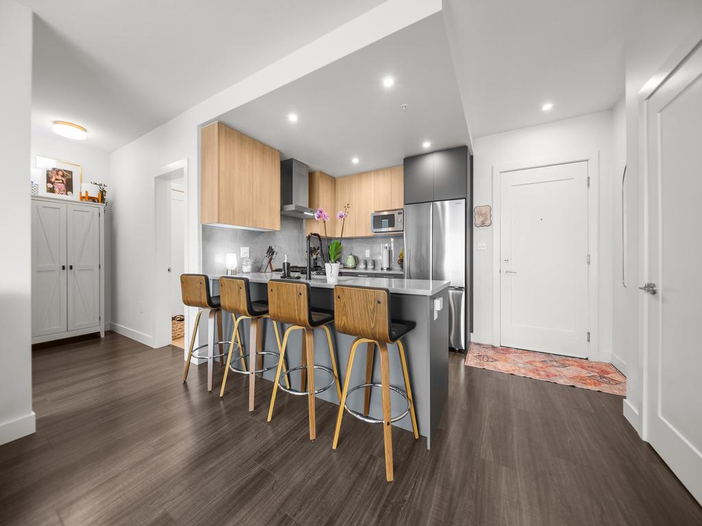 Listing Image for R3104400