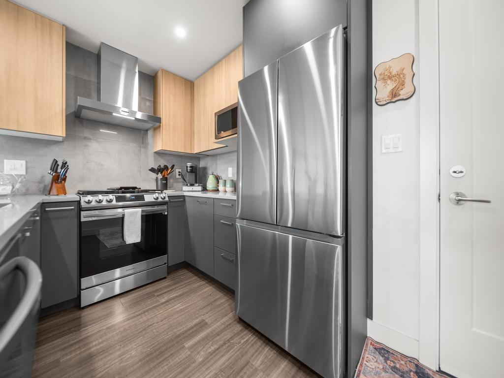 Listing Image for R3104400