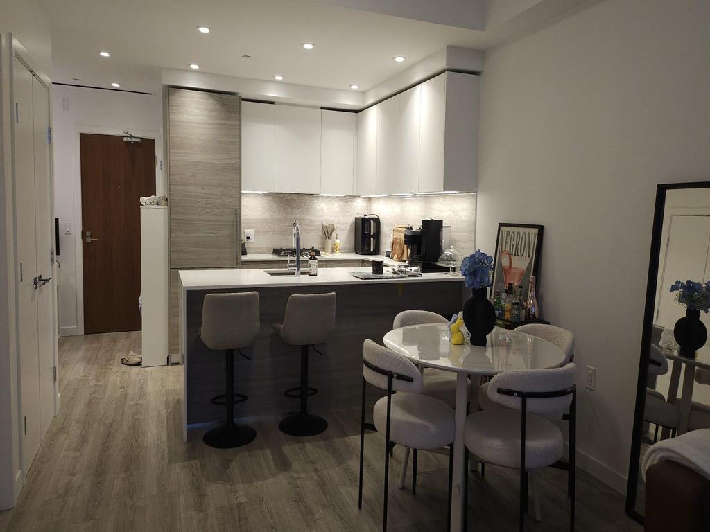 Listing Image for R3104420