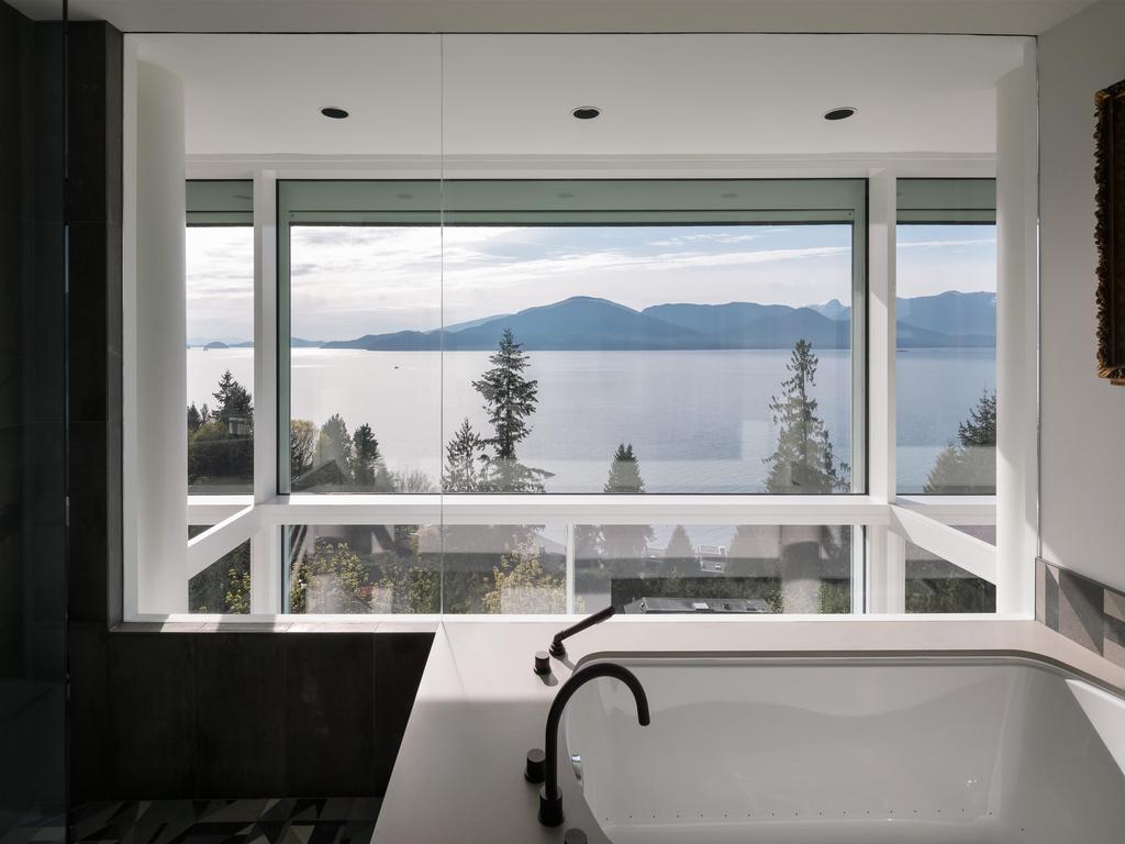 Listing Image for R3104423