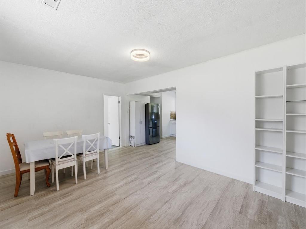 Listing Image for R3104456