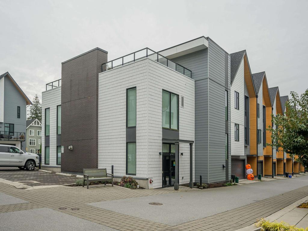 Listing Image for R3104476