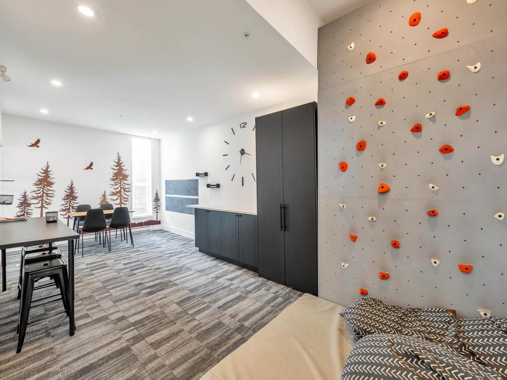 Listing Image for R3104476