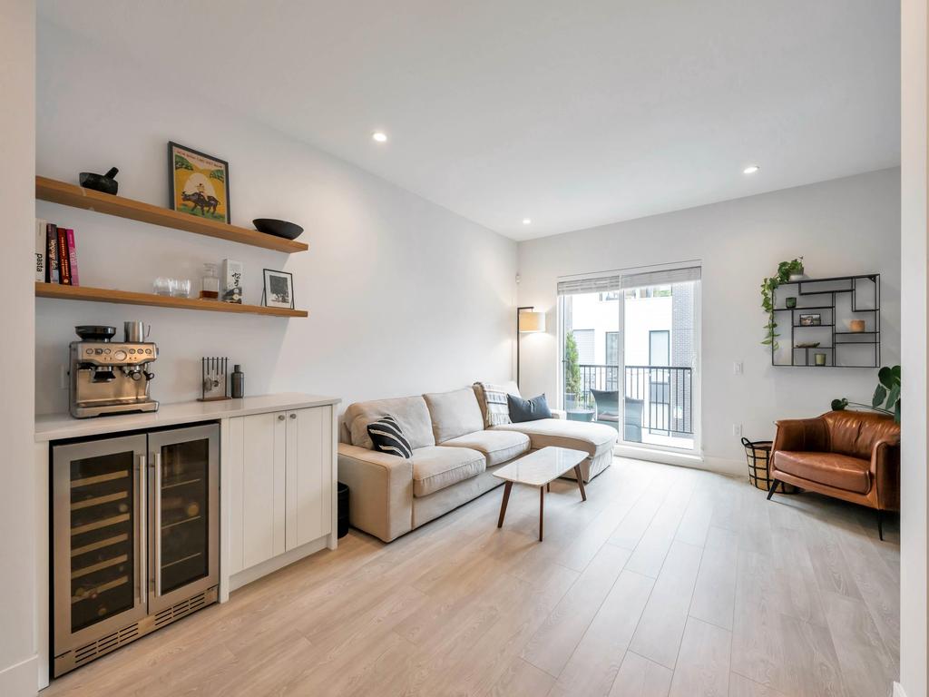 Listing Image for R3104476