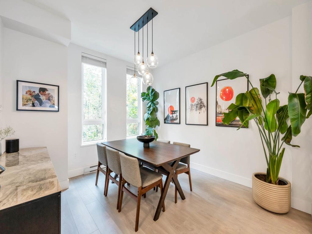 Listing Image for R3104476