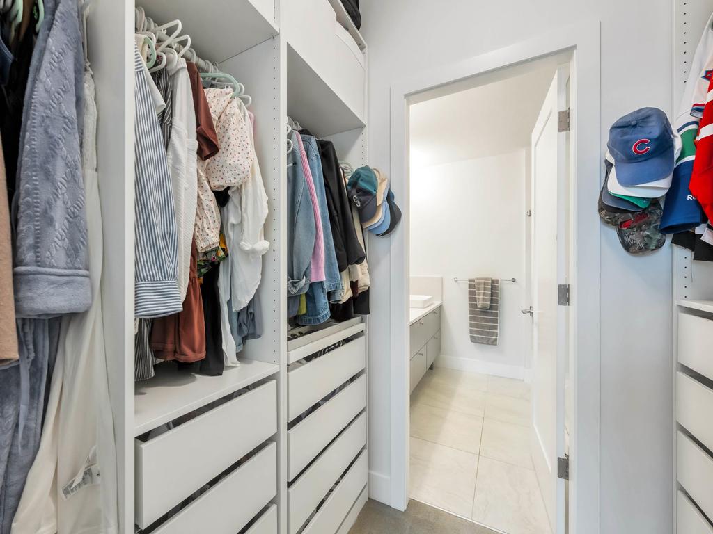 Listing Image for R3104476