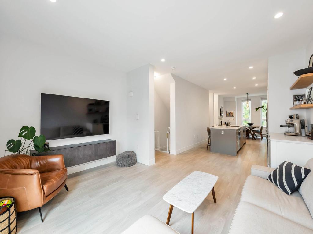 Listing Image for R3104476