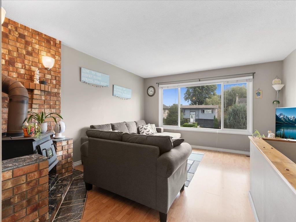 Listing Image for R3104546