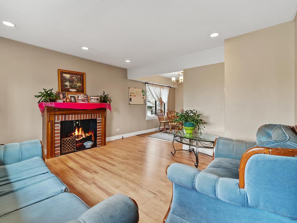 Listing Image for R3104605