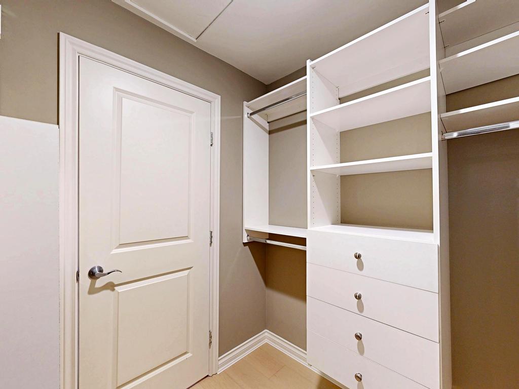 Listing Image for R3104620