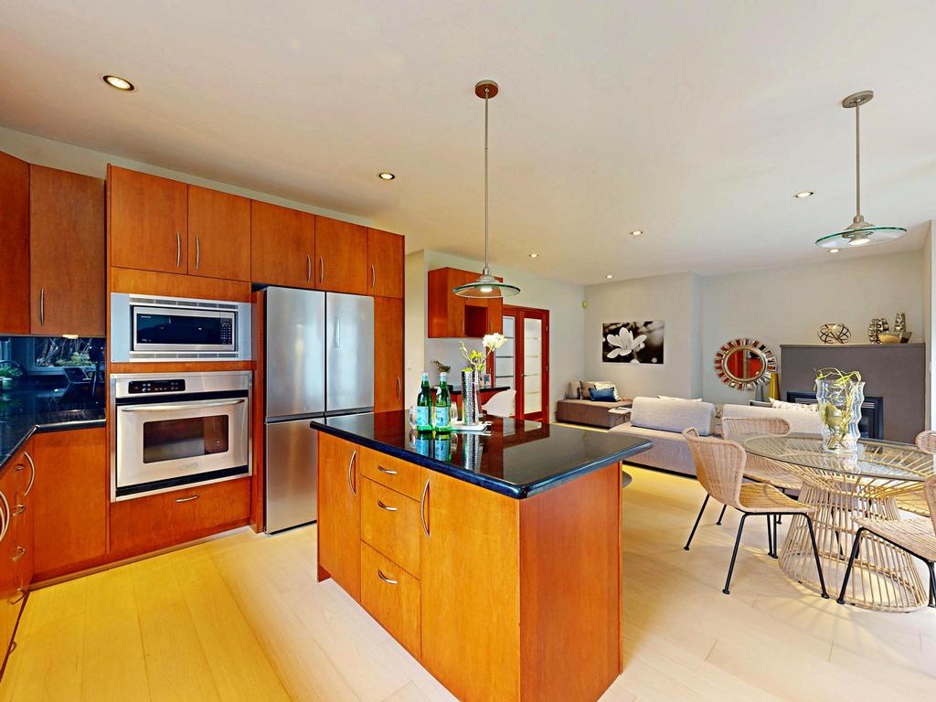 Listing Image for R3104620