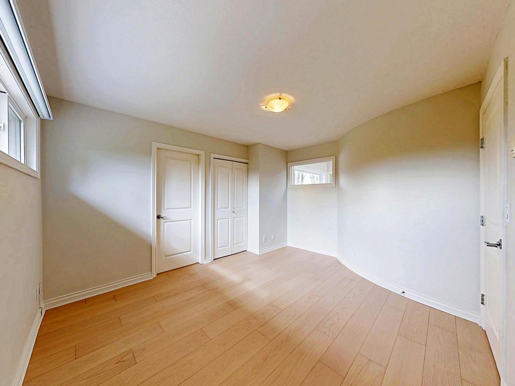 Listing Image for R3104620