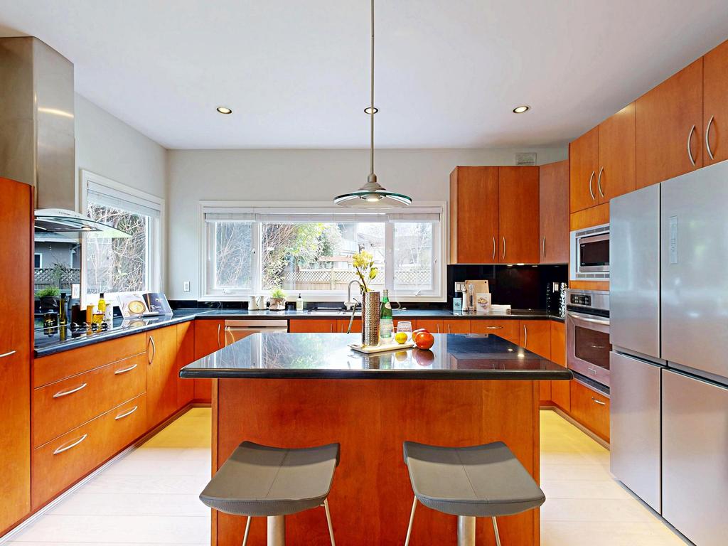 Listing Image for R3104620