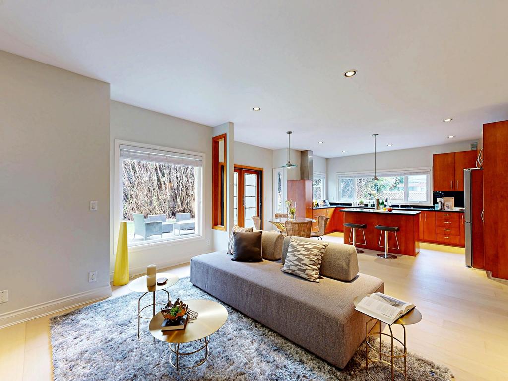 Listing Image for R3104620