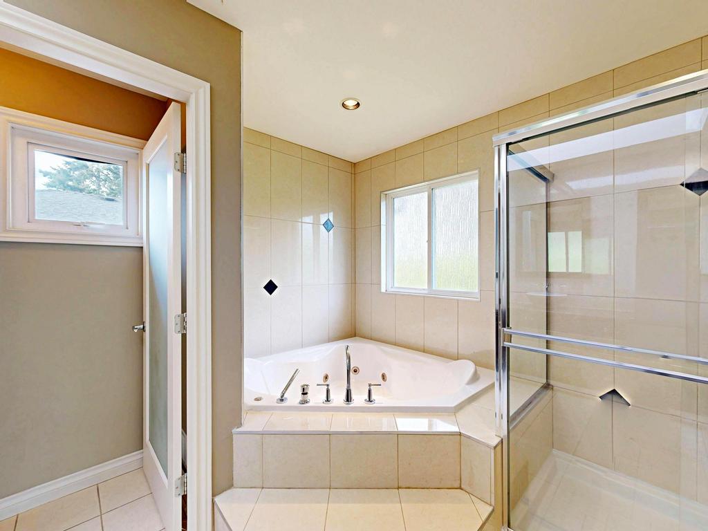 Listing Image for R3104620