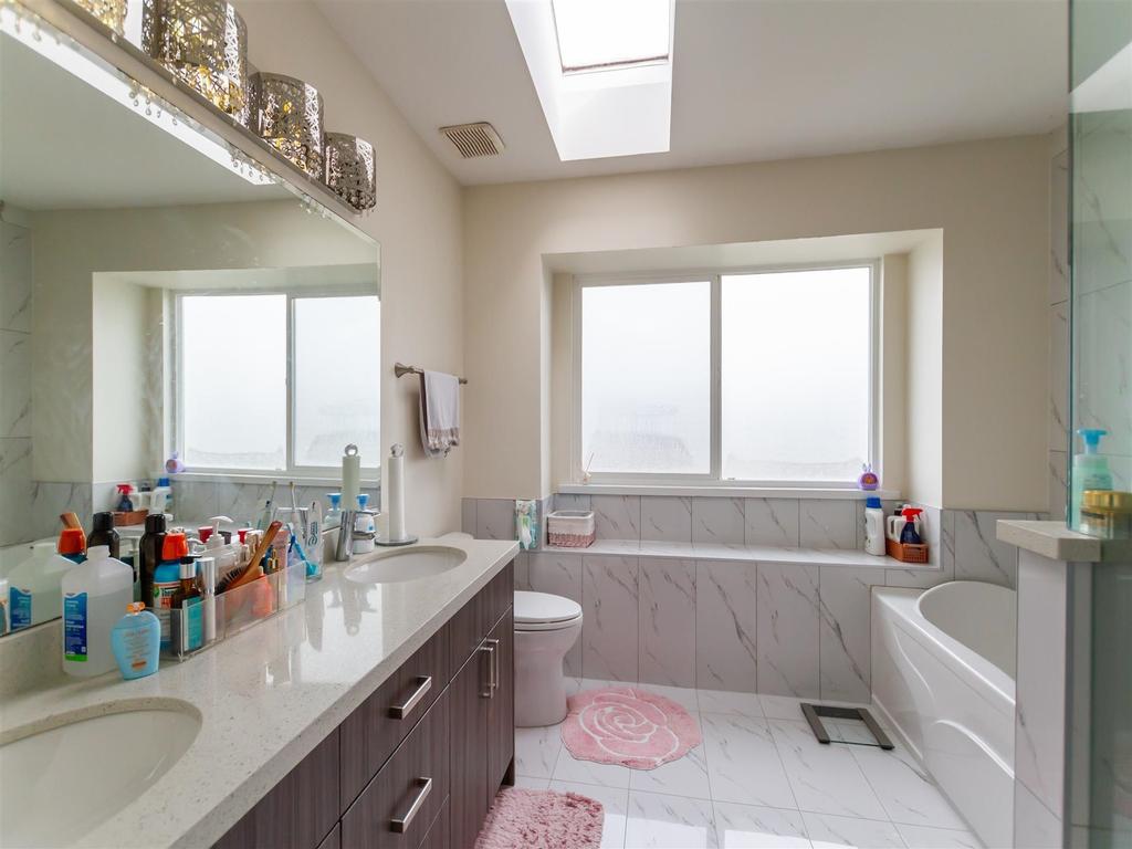 Listing Image for R3104677