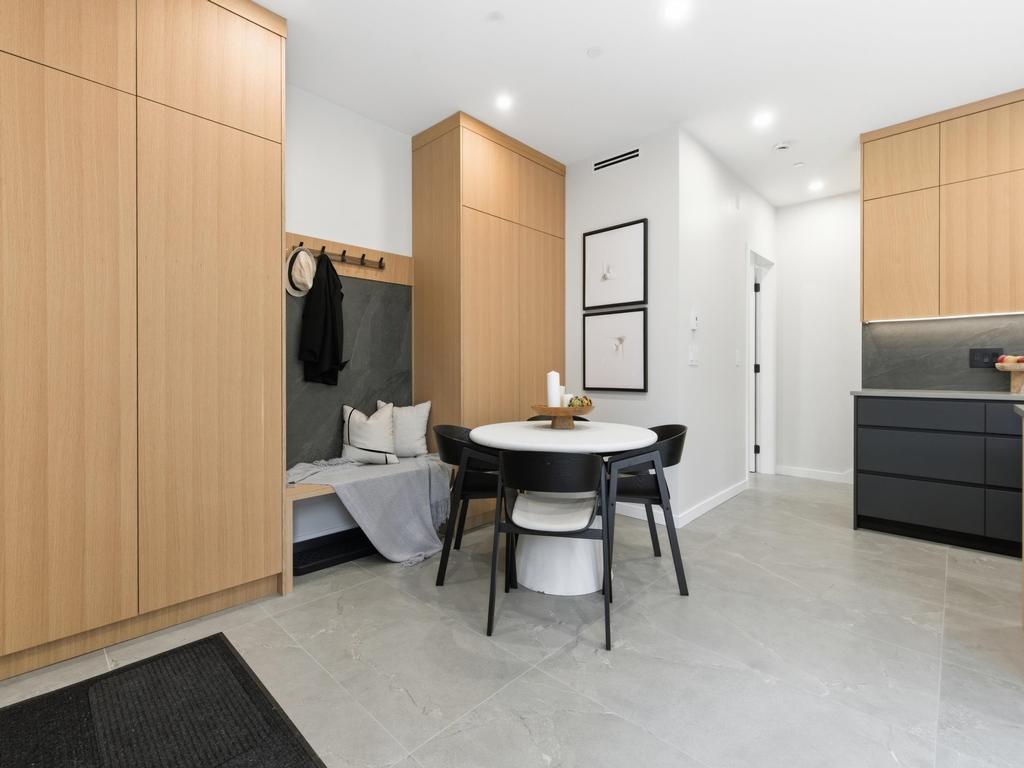 Listing Image for R3104684