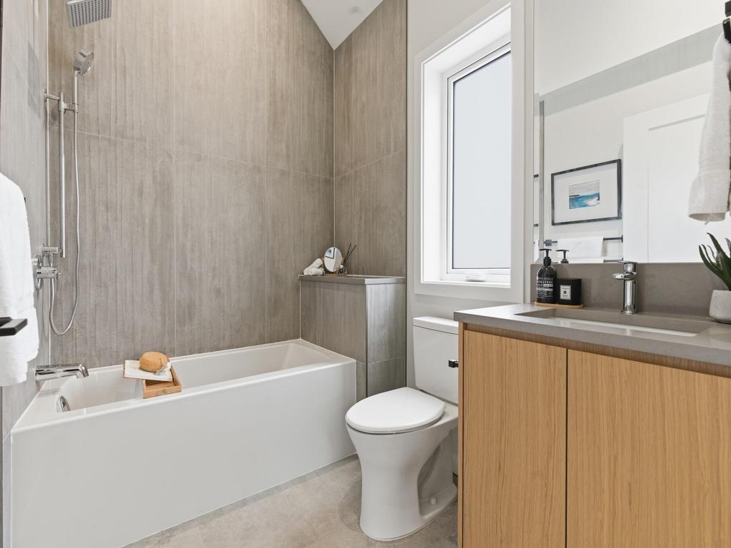 Listing Image for R3104684