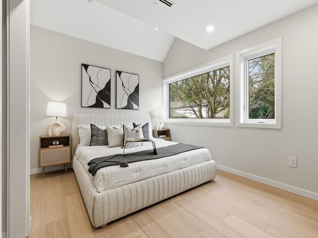 Listing Image for R3104684