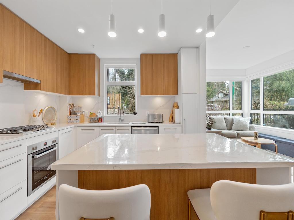 Listing Image for R3104799