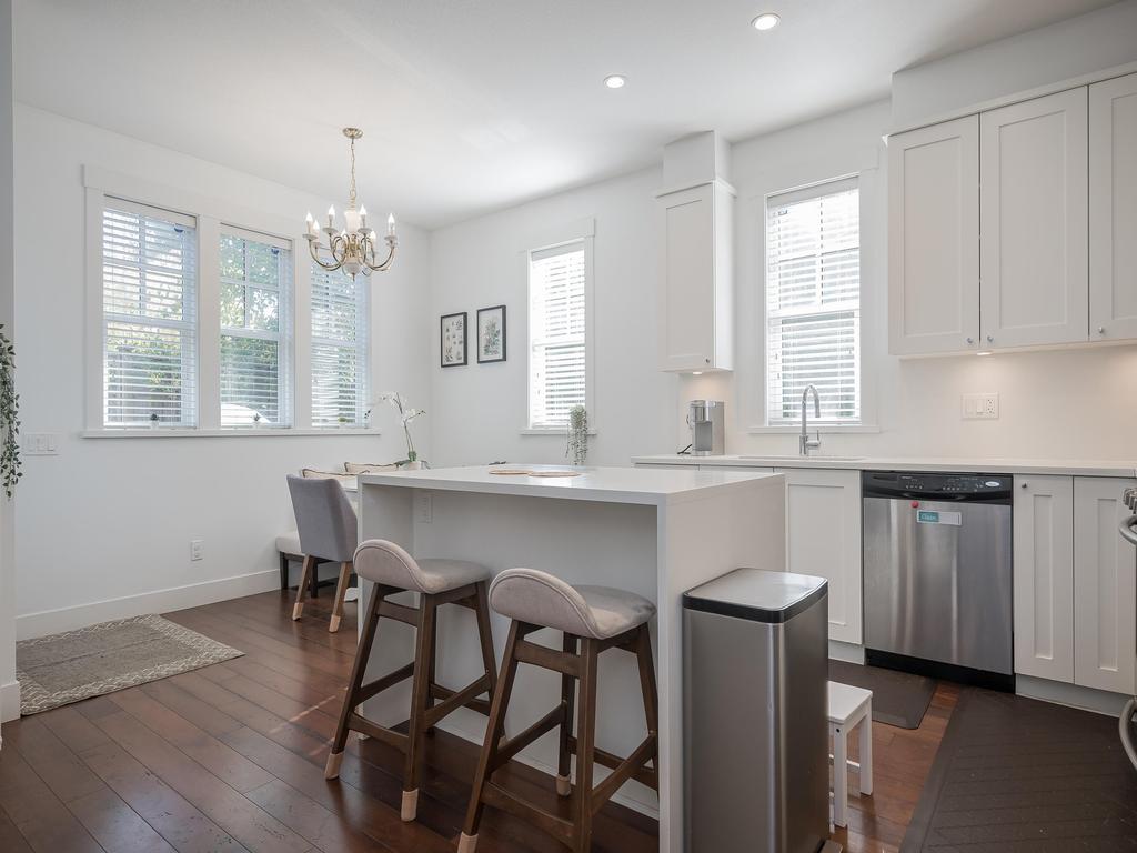 Listing Image for R3104806