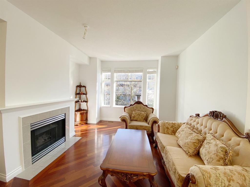 Listing Image for R3104807