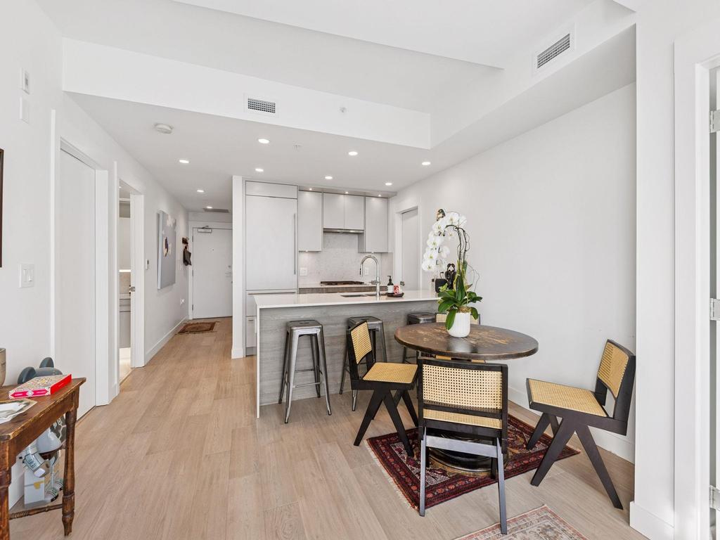 Listing Image for R3104825