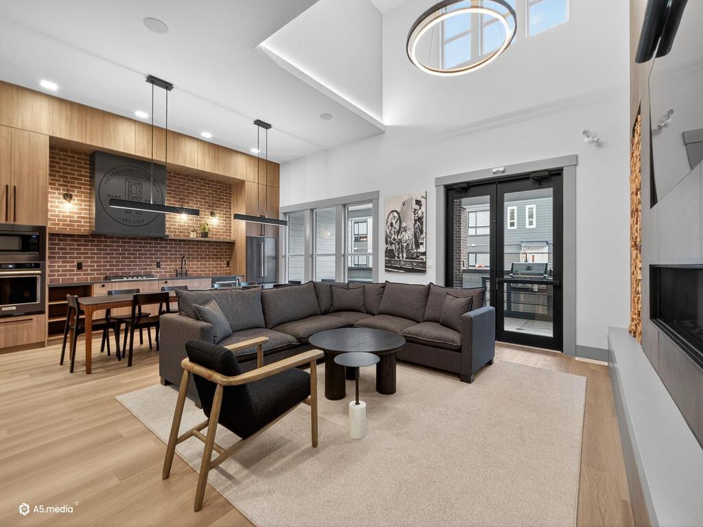 Listing Image for R3104828