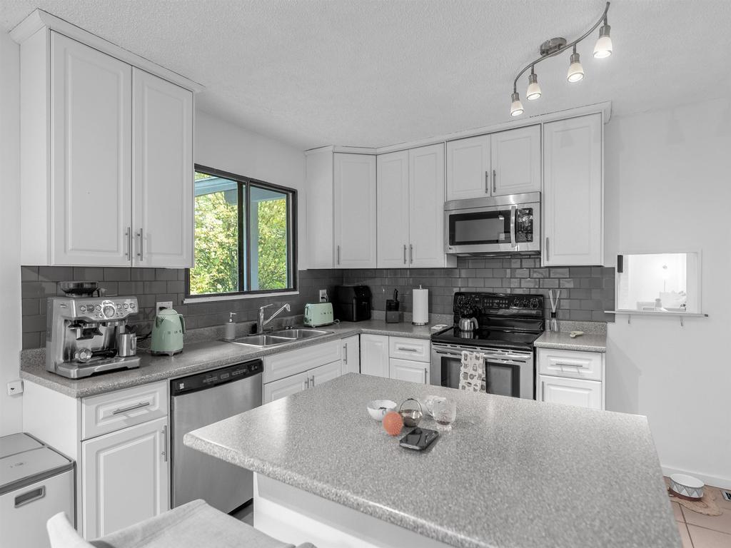 Listing Image for R3104835