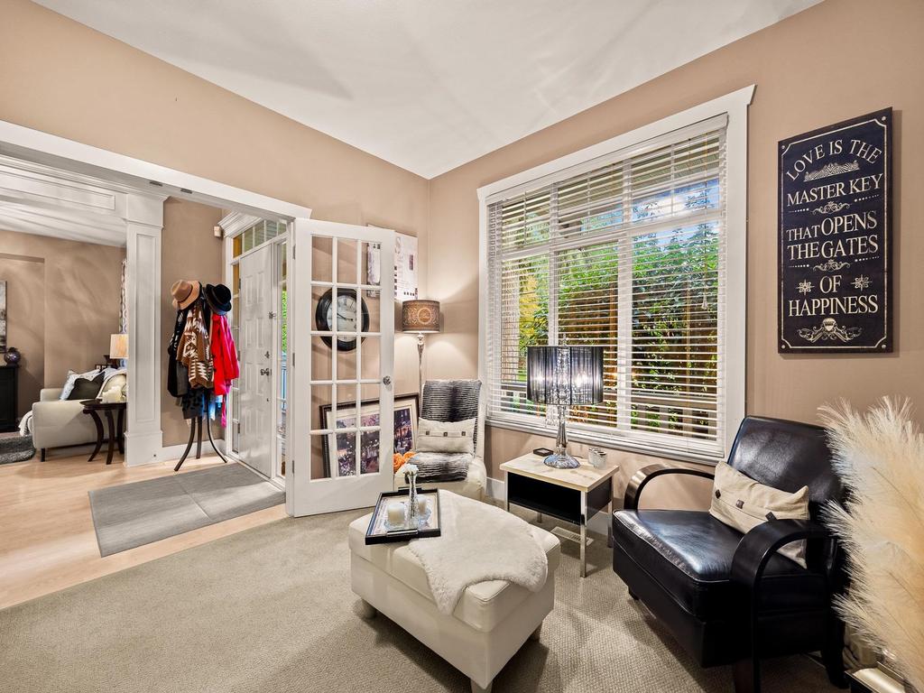 Listing Image for R3104852