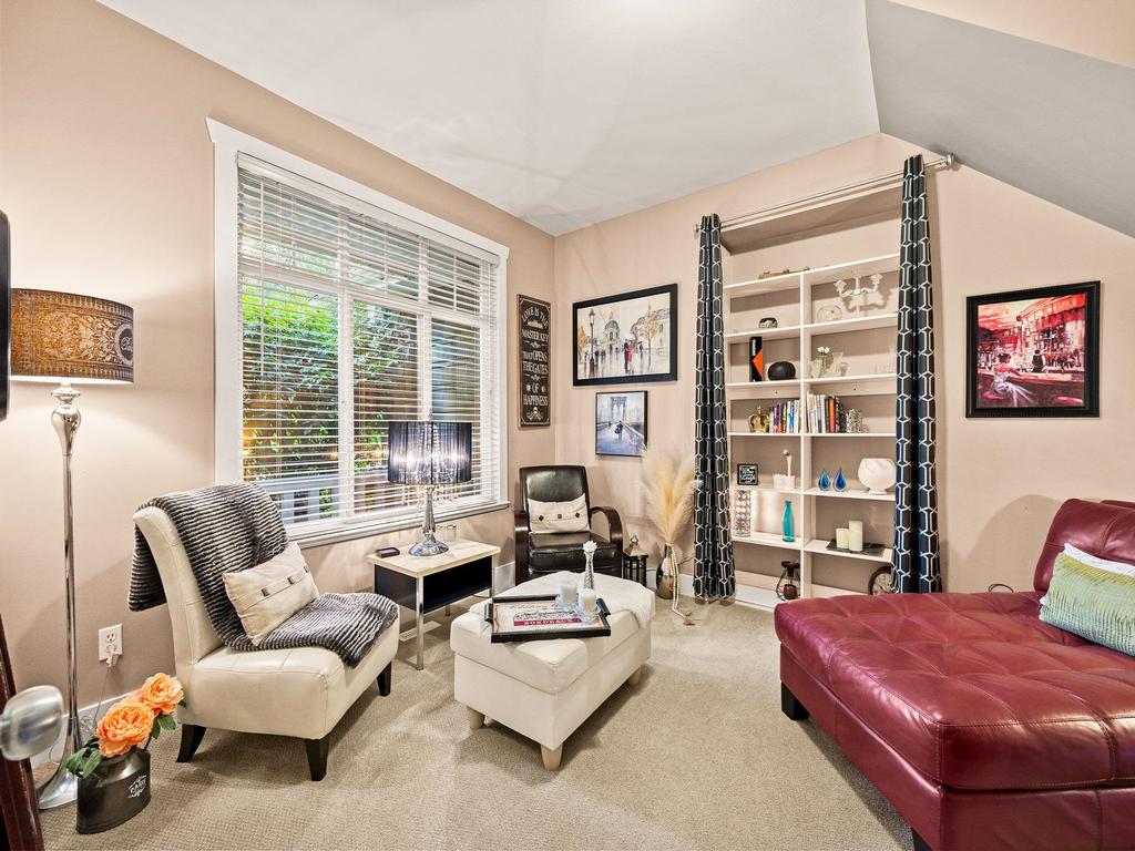 Listing Image for R3104852