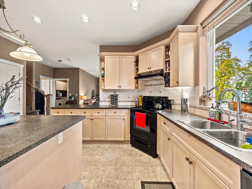 Listing Image for R3104852