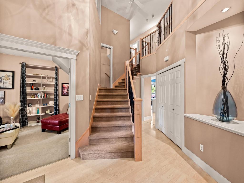 Listing Image for R3104852