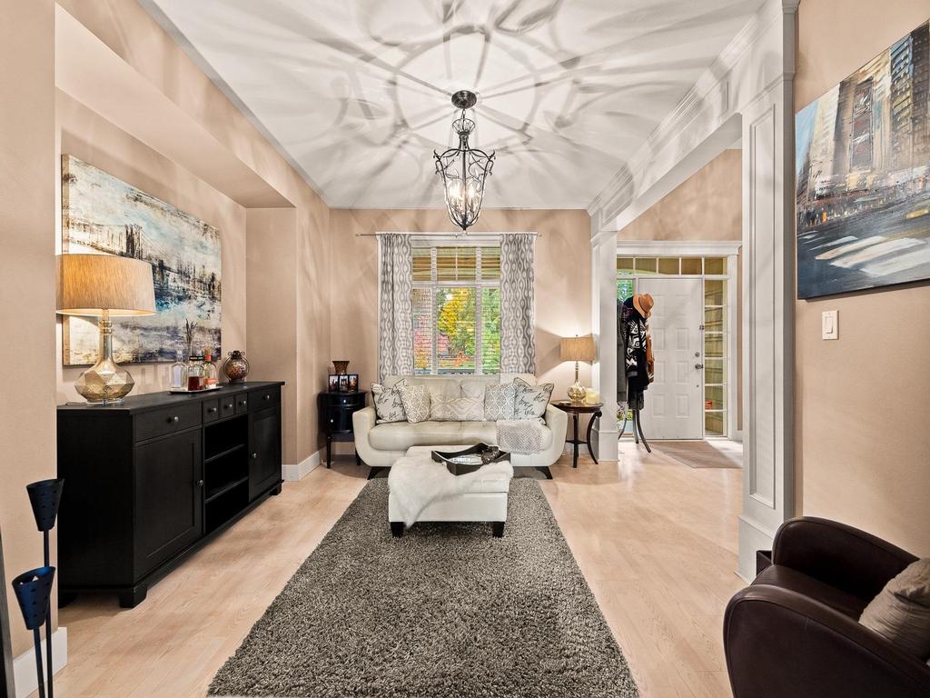 Listing Image for R3104852